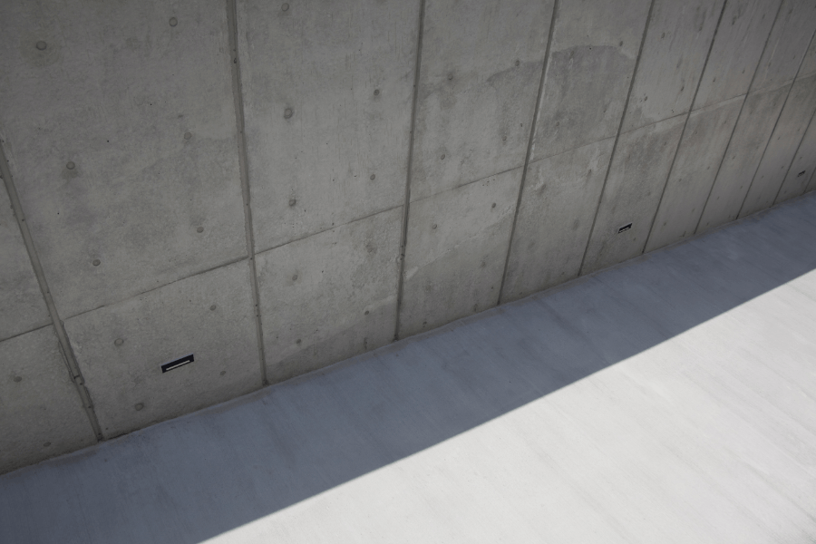 concrete wall